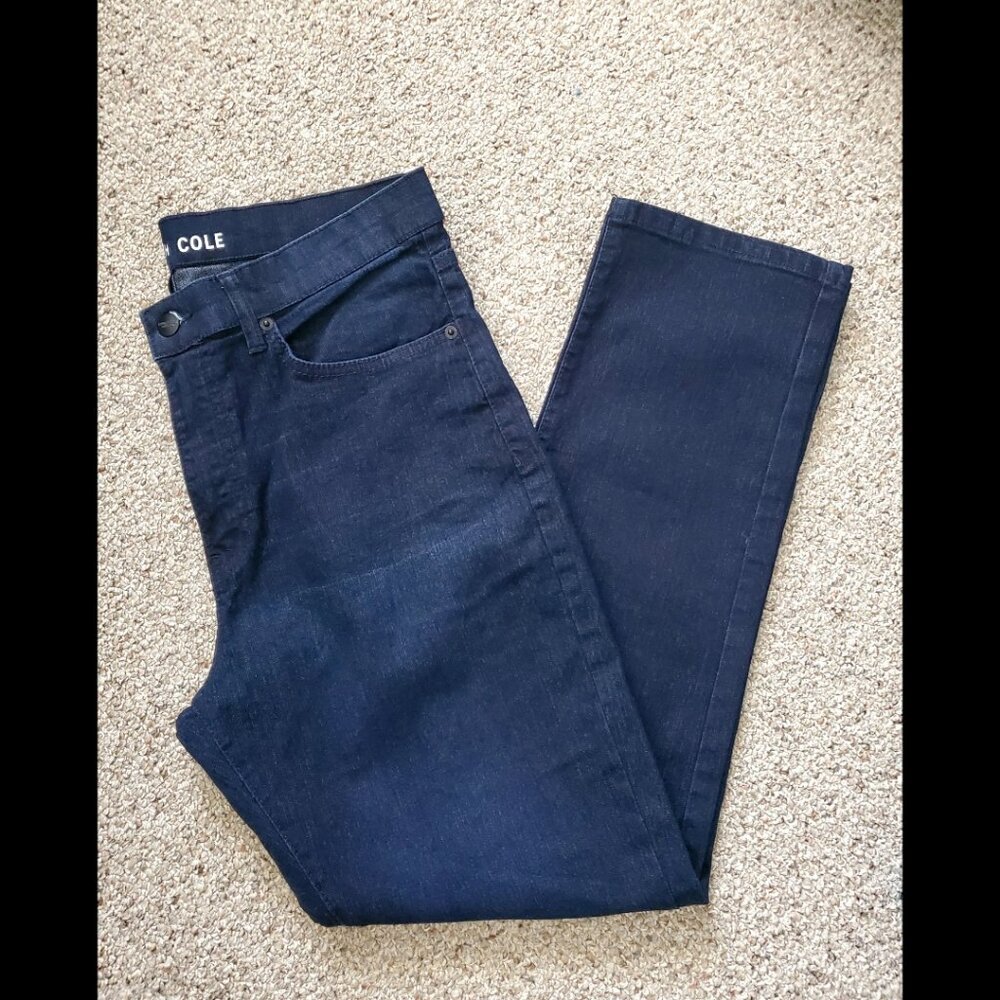 NWOT Women's Kenneth Cole Straight Leg jeans (Size 32/30)